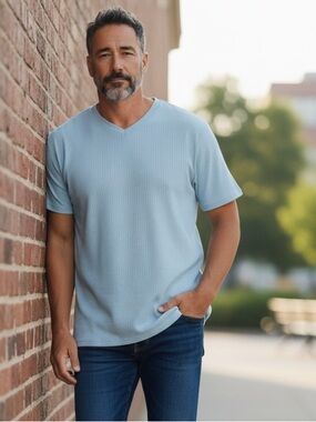 solo Light Blue V-Neck Ribbed Short Sleeve Tee